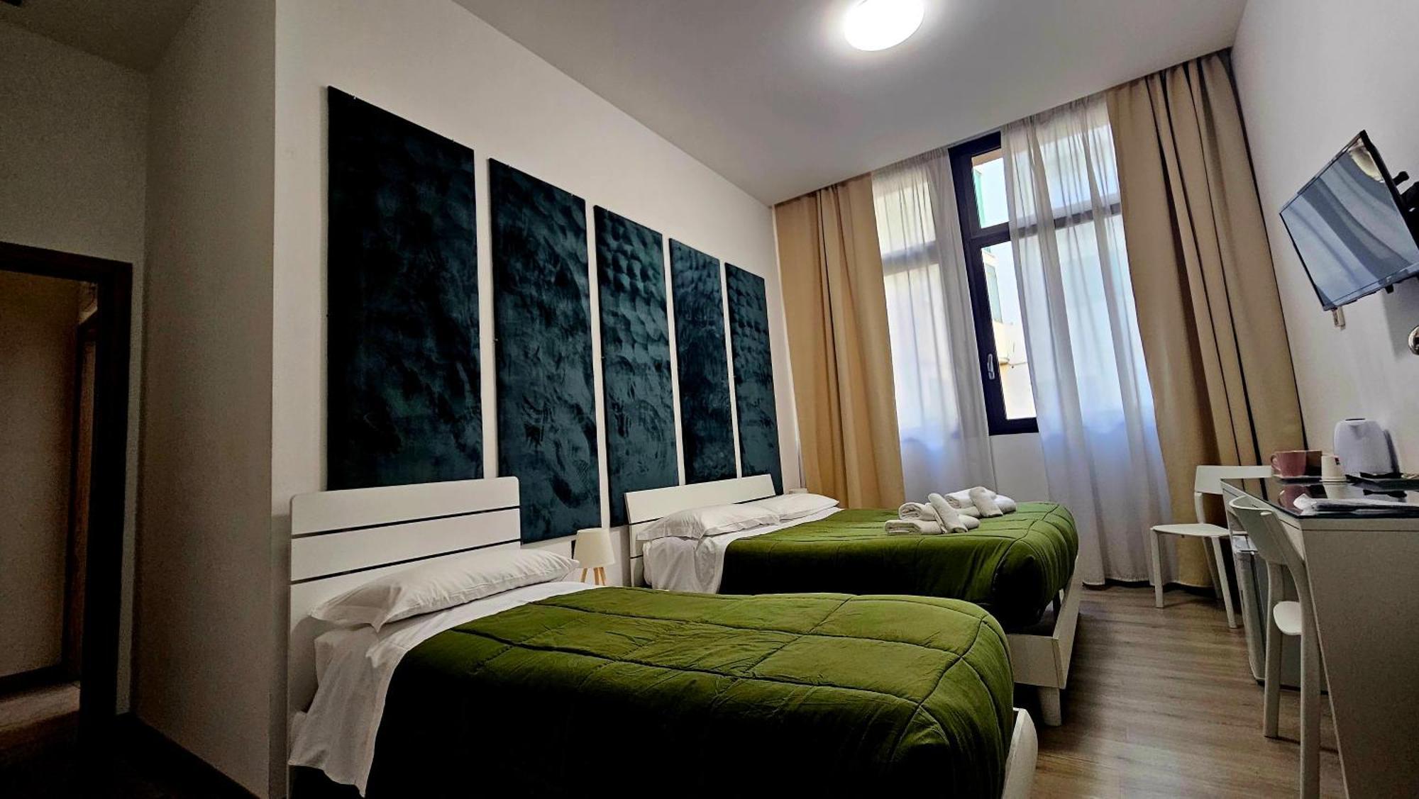 Hotel Dimora Santa Barbara à Ferrare Extérieur photo